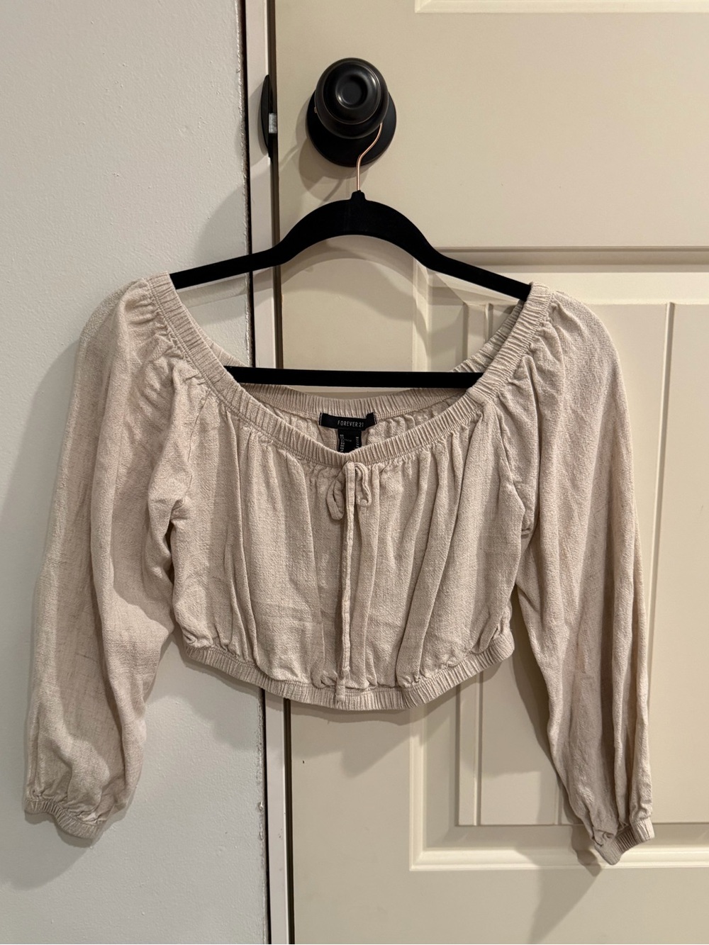 Forever 21 Cream Cropped Peasant Top
